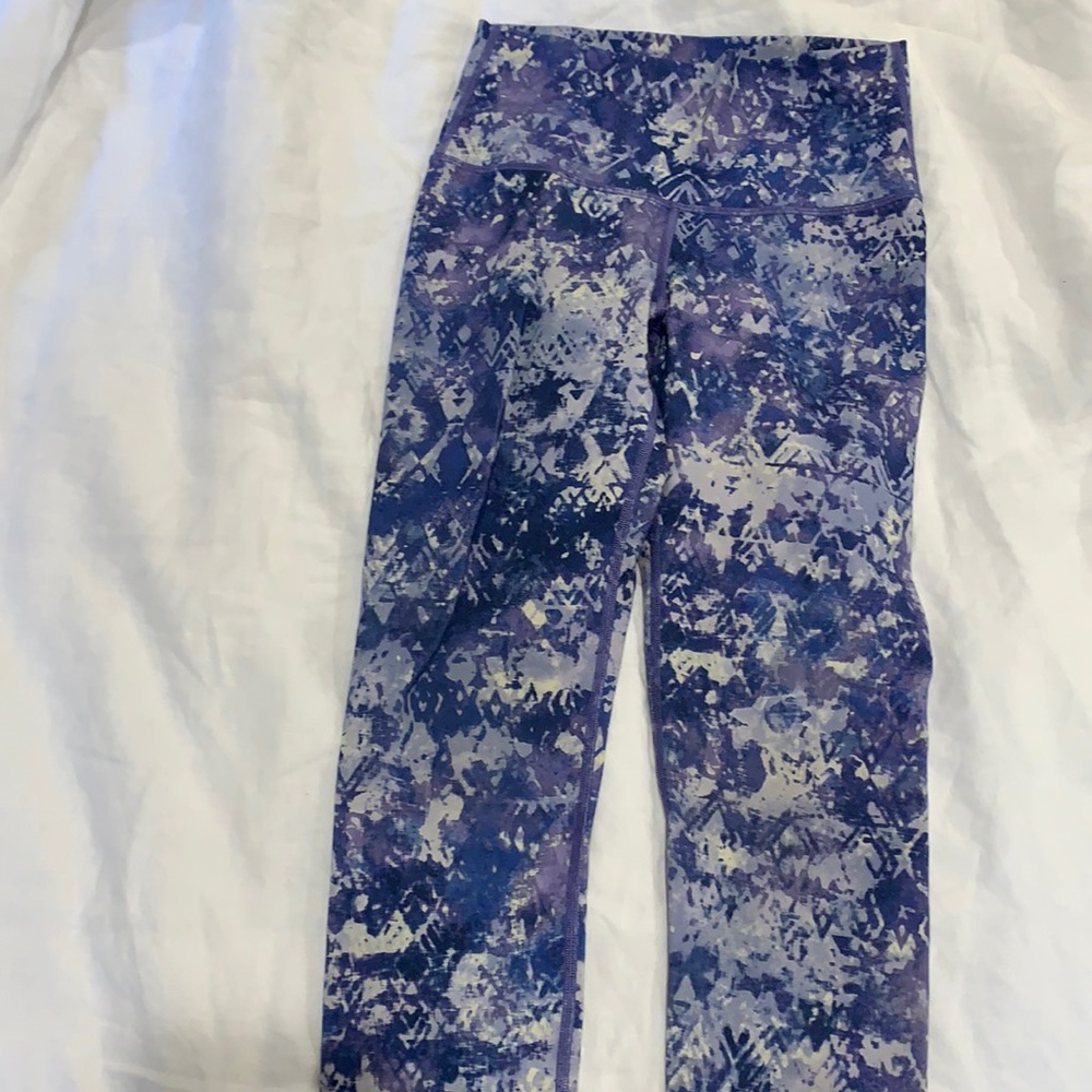 Super cute pattern size 12 ivivva pants